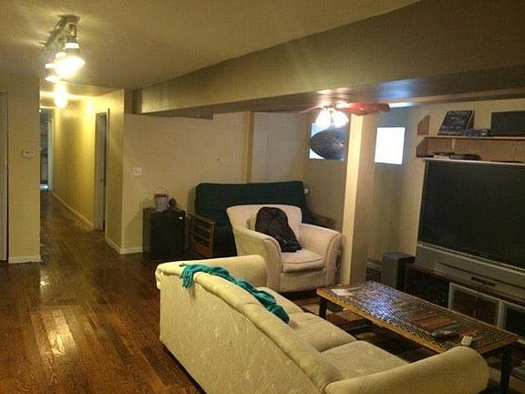 4th image of 1705 W Washington Blvd