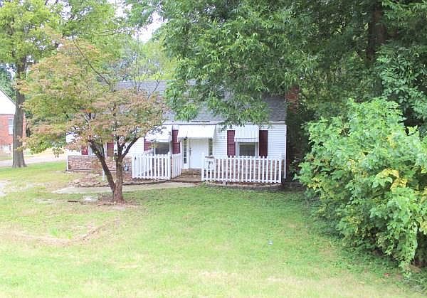 1st image of 4137 Crysler Ave