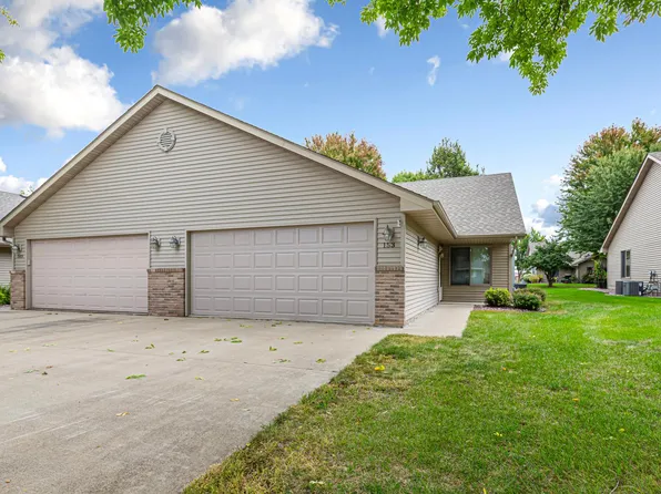 153 S Elm St, Belle Plaine, MN 56011