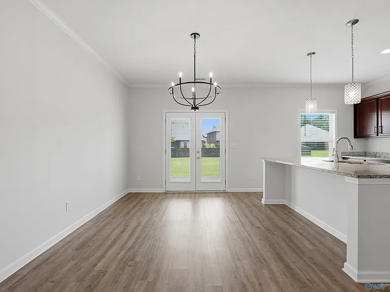 122 Kretzer Ct — Photo 10