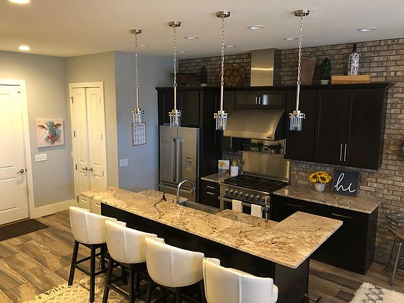 2nd image of 118 S Niles Ave #9