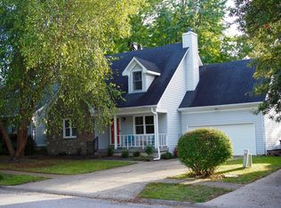 514 Vineleaf Dr, Lyndon, KY 40222