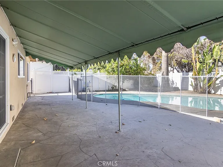 15439 Vose St #15439 — Photo 21