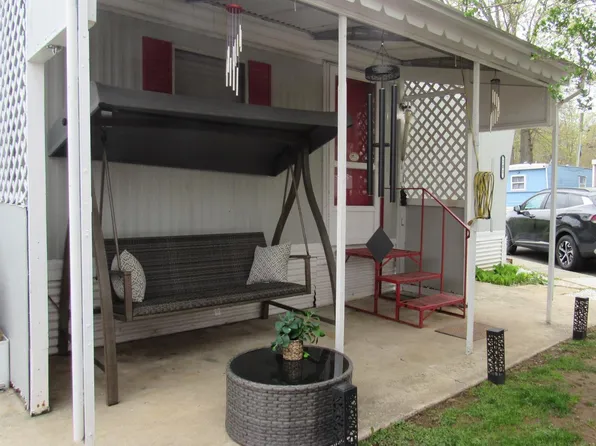 101 Oakdale Vlg S, Monmouth Junction, NJ 08852