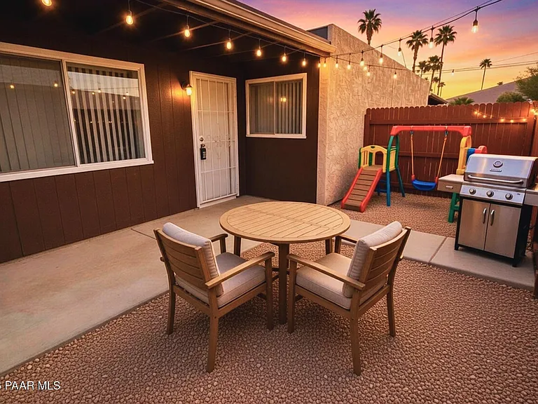 2625 N Alvernon Way — Photo 13