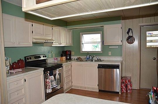 3rd image of 152 Crossways Dr