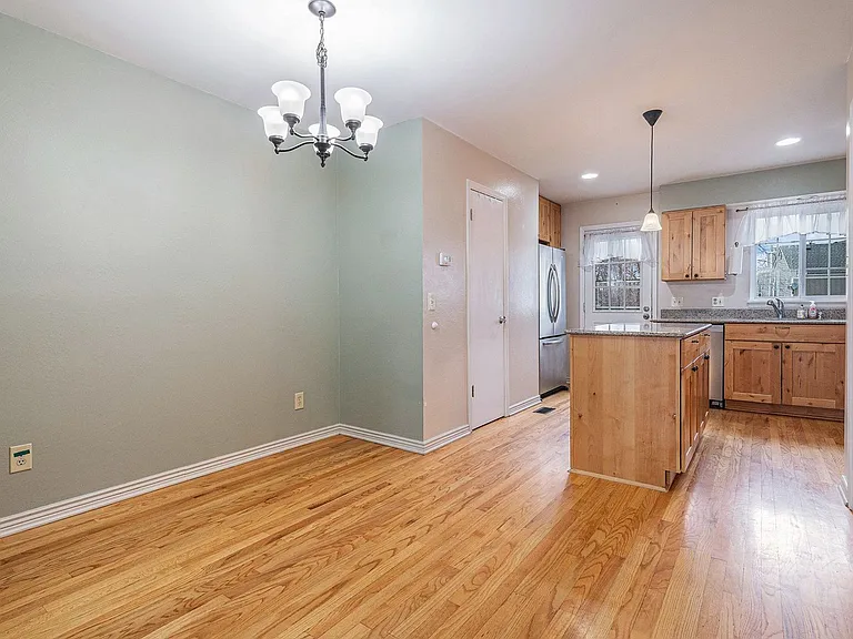10587 W Dartmouth Ave — Photo 9