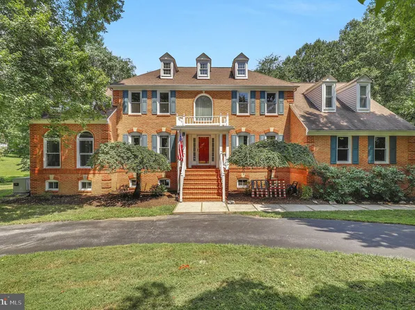 21309 Glendevon Ct, Germantown, MD 20876