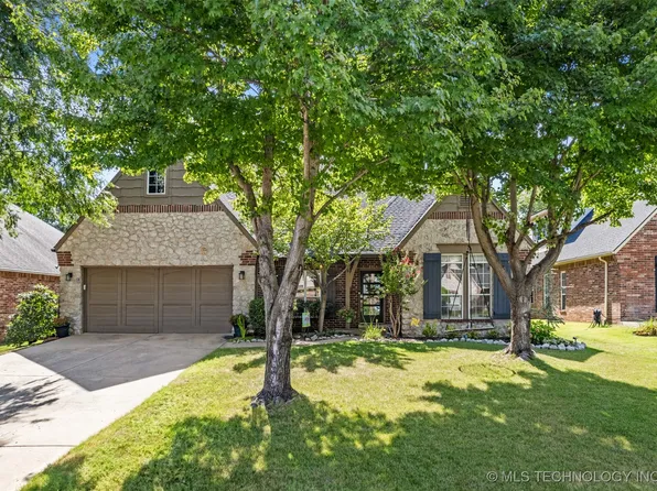 8238 S 100th Pl E, Tulsa, OK 74133