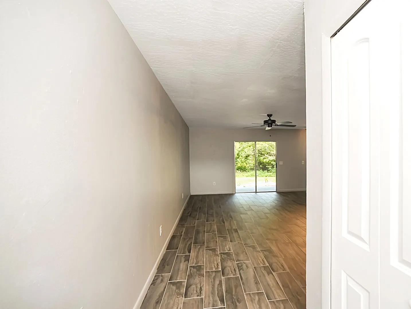 1928 Agora Circle, Se #106 — Photo 2