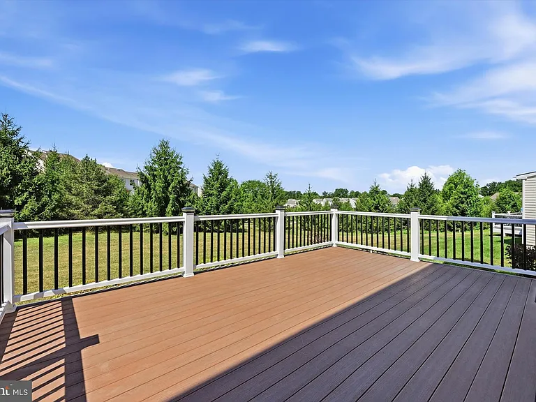 819 S Haines Cir — Photo 22
