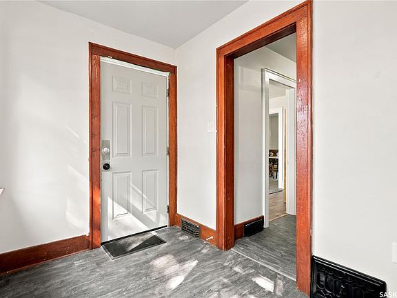 4th image of 1117 Kilburn AVENUE