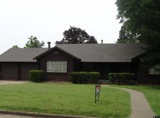 1310 W Wynona Ave, Enid, OK 73703