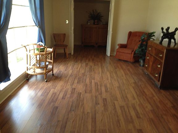 5th image of 3278 Tanglewood Dr