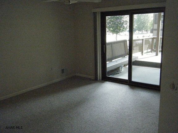 4th image of 125 Beckman Dr