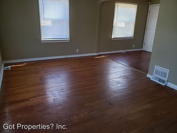 3rd image of 6001 Nevis Ct