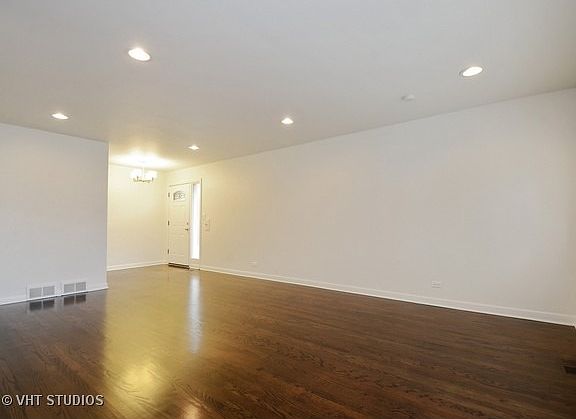 2nd image of 5129 Fairview Ln