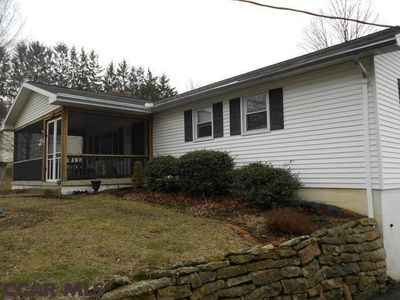 1110 Boalsburg Rd, Boalsburg, PA, 16827