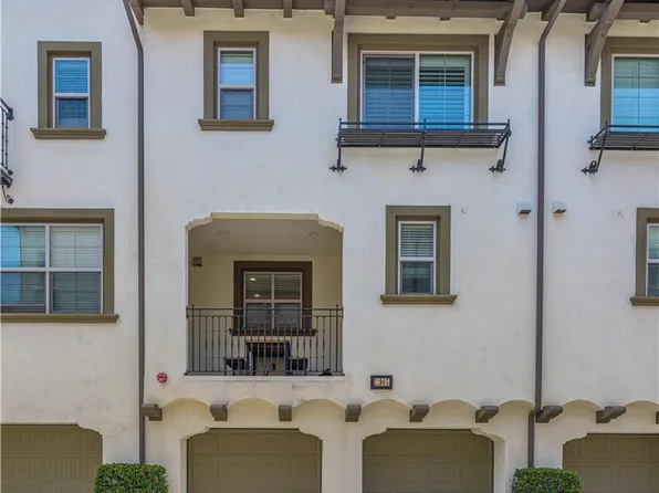 11905 Nixon Ln, Whittier, CA 90601
