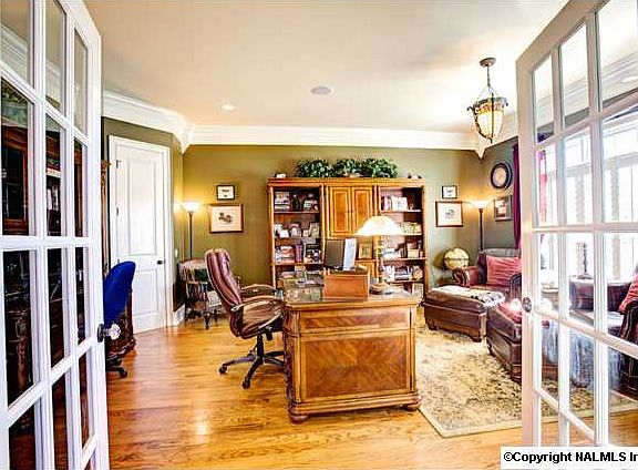 3rd image of 3118 Longshadow Way SE