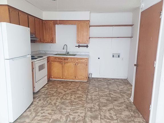 5th image of 722 S Hickory St