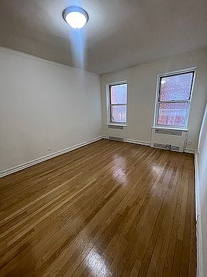 5th image of 68-64 Yellowstone Blvd #34