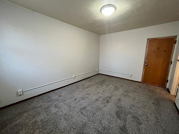 5th image of 2537 N 49th St #103