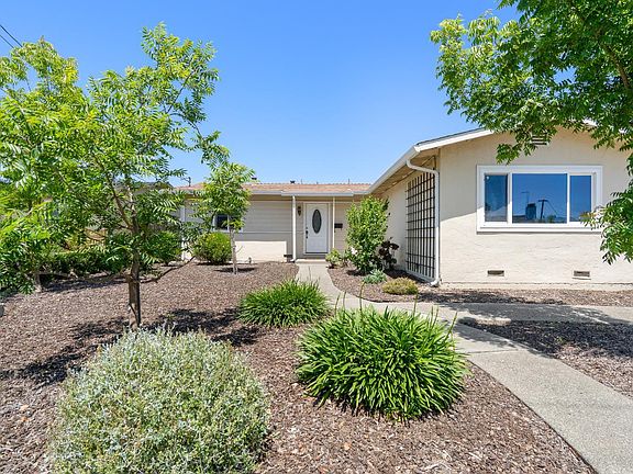 2nd image of 810 Laguna Street