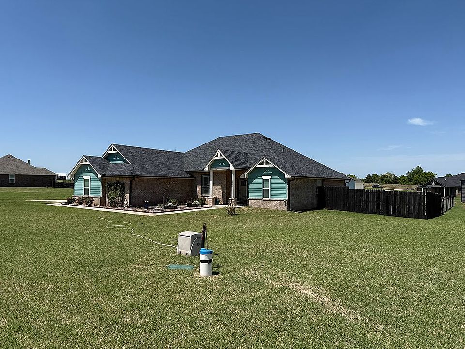 1st image of 2320 Dixie Dr