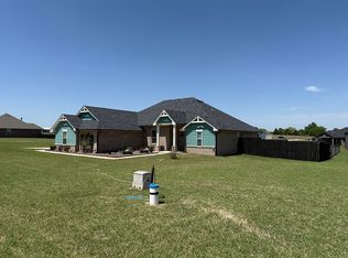 2320 Dixie Dr, Blanchard, OK 73010