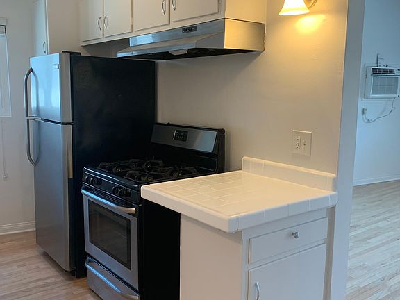 3rd image of 4401 W Verdugo Ave #F