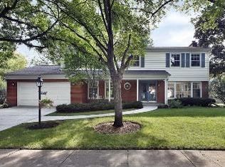 1123 Donegal Ln, Northbrook, IL 60062