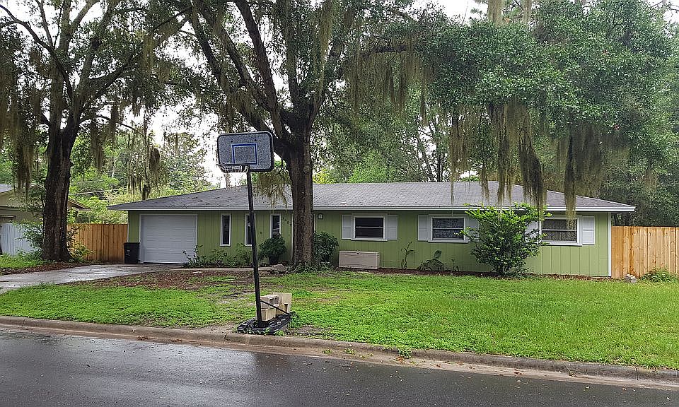 2nd image of 3602 NW 18th Ter