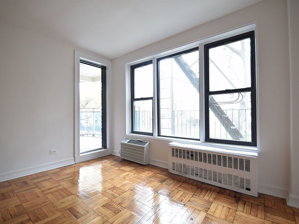 1st image of 2400 Webb Ave APT 4D