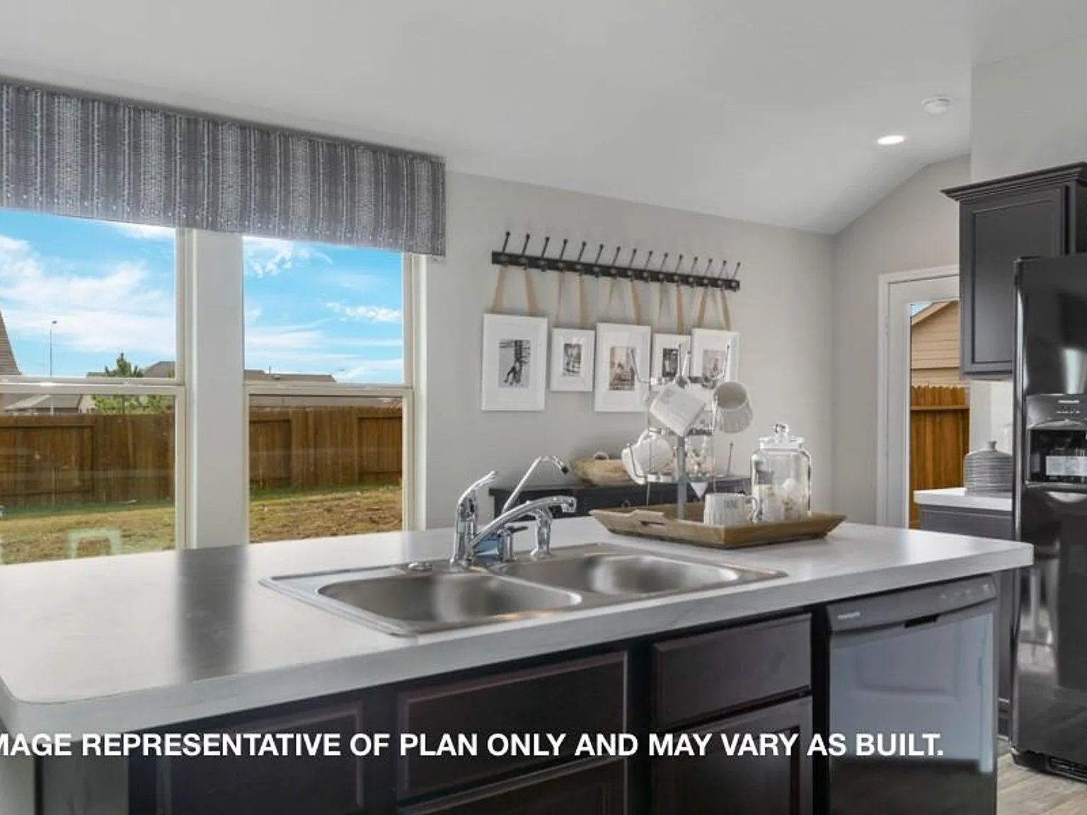 14113 Upper Gardenia Ln — Photo 4