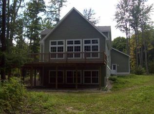 710 Bridge St, Charlevoix, MI 49720