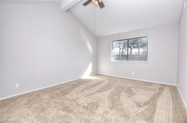 500 Bayberry Ct — Photo 10