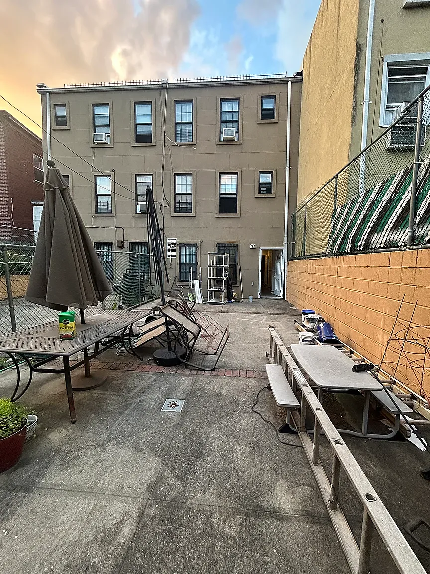 634 Lafayette Avenue — Photo 3