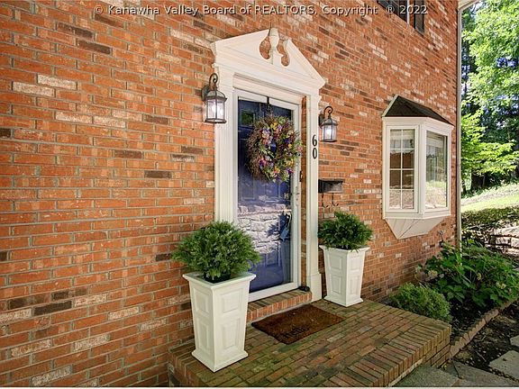 2nd image of 60 Abney Cir