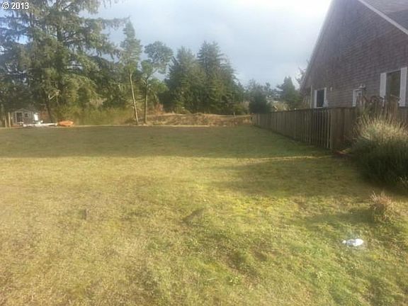 2nd image of 24 NW 17th Pl