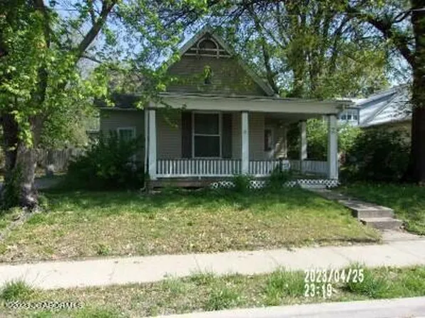 105 W 7th St, Fulton, MO 65251