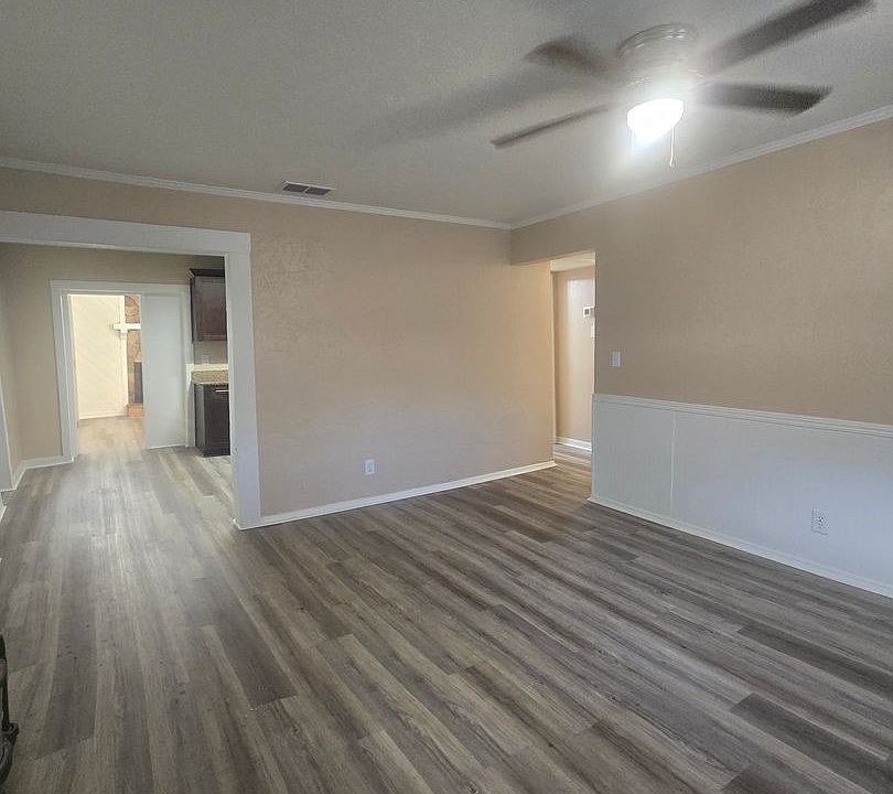 1st image of 1001 N Bracewell Dr