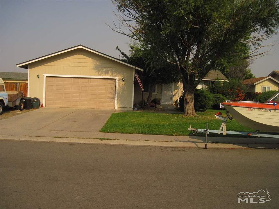 2nd image of 713 Bowles Ln