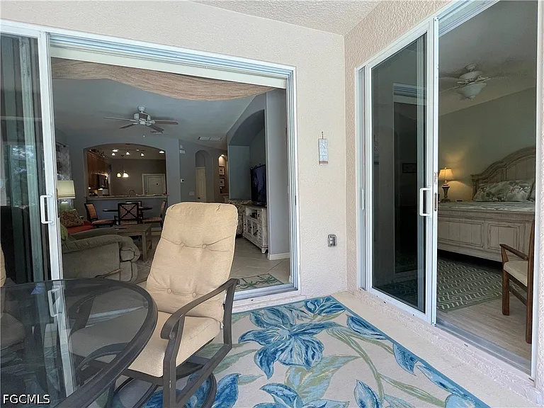 10630 Camarelle Cir — Photo 14