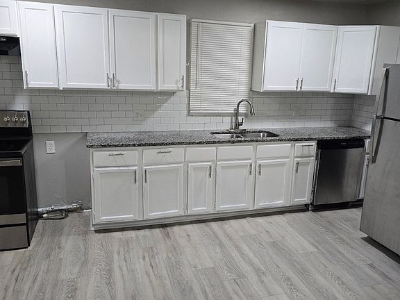 4th image of 4436 Monroe Ave