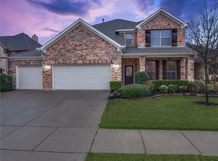 214 McKinney Trl, Fate, TX 75087