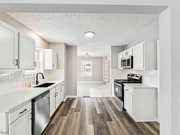 2nd image of 279 Birchwood Ave