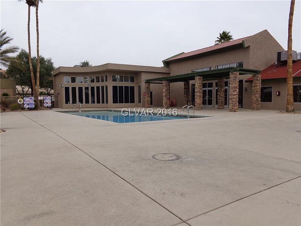 2nd image of 4360 Sandy River Dr Unit 29