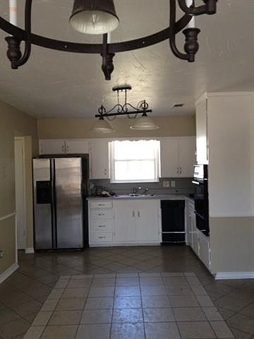 2nd image of 3310 Red Bird Ln