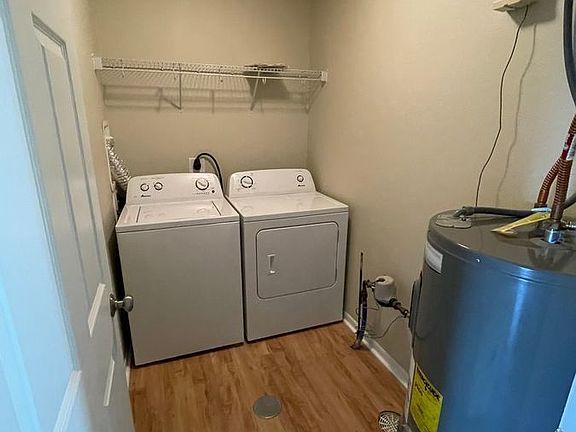 4th image of 1646 28th Ave SW #1642
